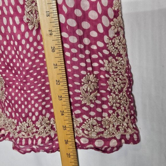Brand Unknown Sleeveless Pink Polka Dot Top With Floral Tan Embroidery sz Medium - Picture 6 of 11